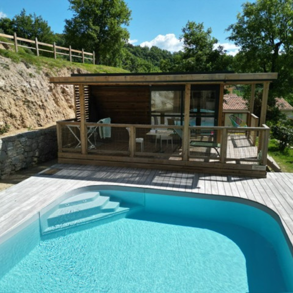 vue chalet (600 x 600 px)